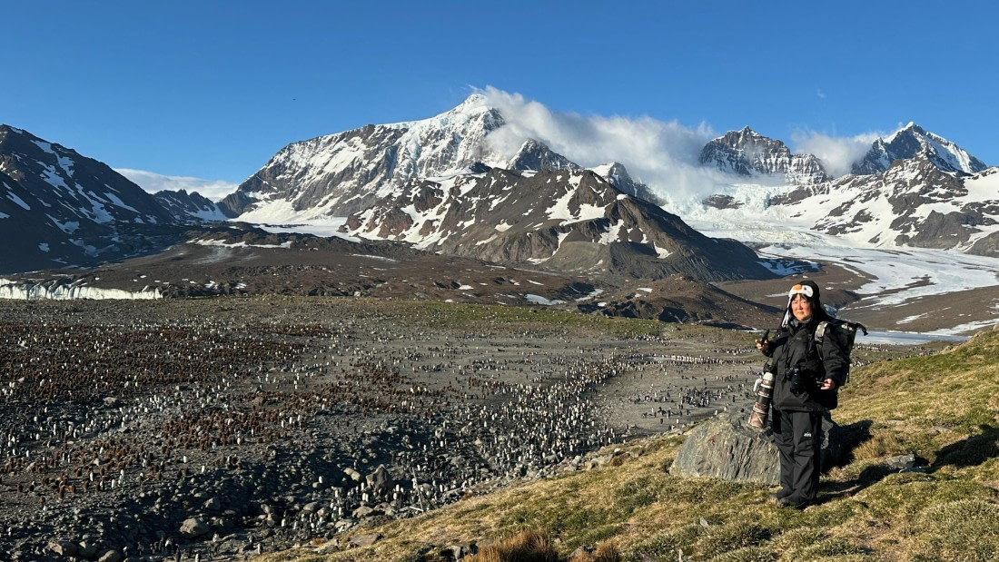OTL21-25, Day 9, Guest at St. Andrew's Bay 2.jpeg © Allan White - Oceanwide Expeditions.jpeg