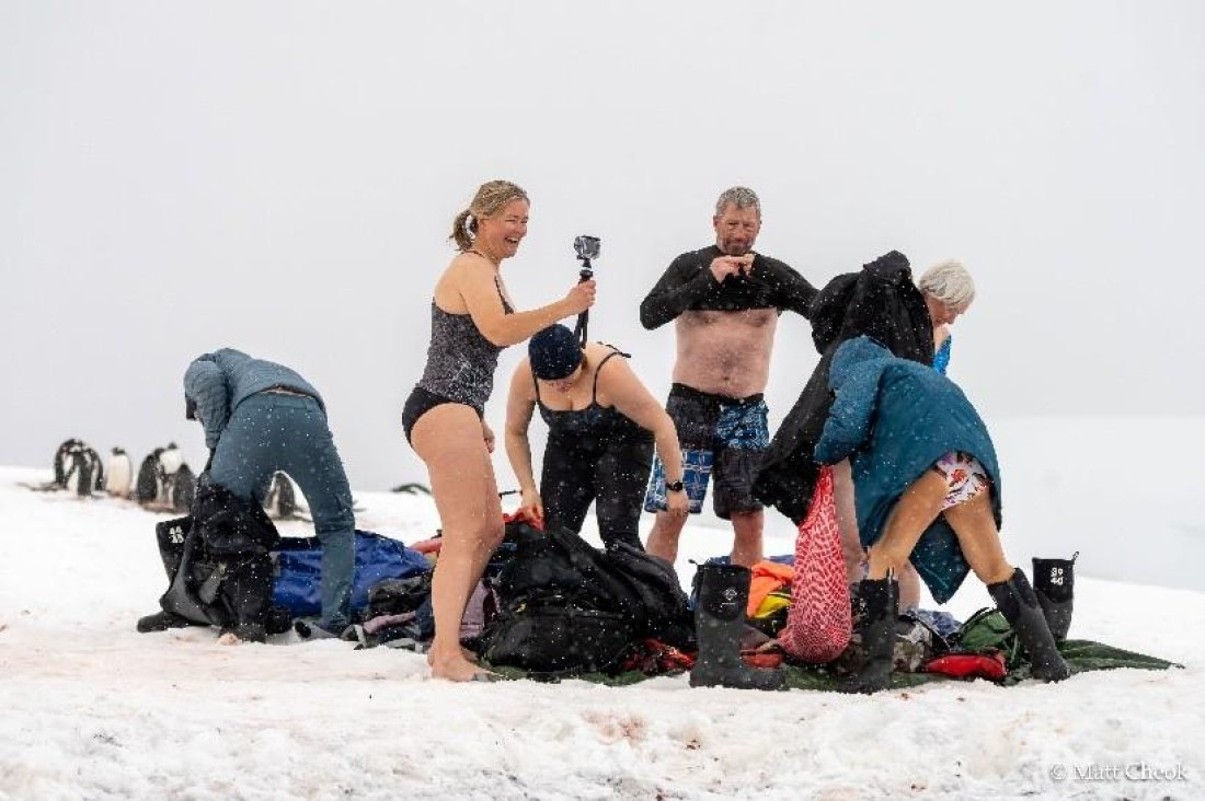 OTL21-25, Day 17, Picture59.jpg © Matt Cheok - Oceanwide Expeditions.jpg