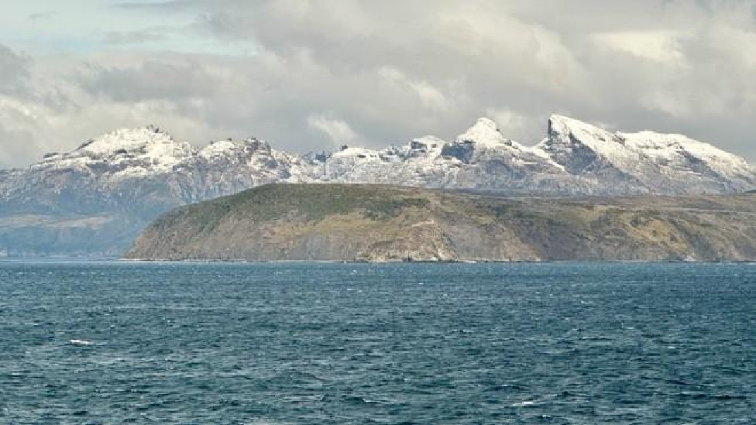 HDS22-25, Day 2, Landscape © Unknown photographer - Oceanwide Expeditions.jpg