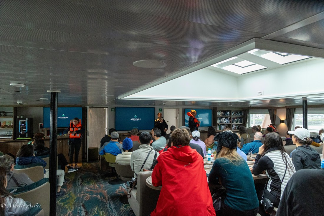 OTL22-25, Day 1, 095A5476.jpg © Gary Miller - Oceanwide Expeditions.jpg