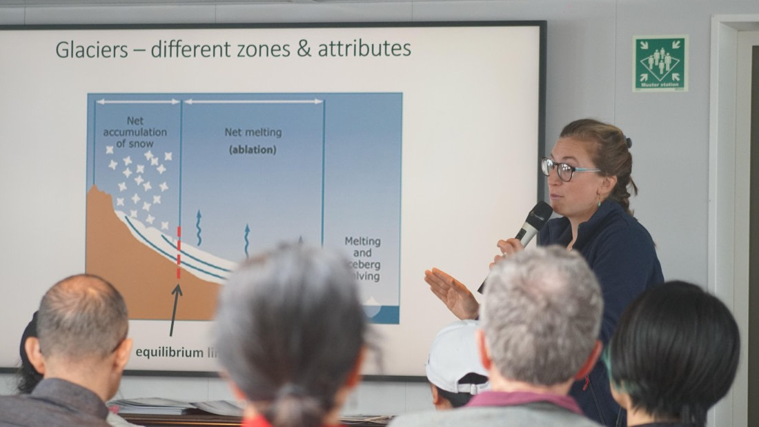 OTL22-25, Day 2, DSC09307.JPG © Unknown photographer - Oceanwide Expeditions.JPG