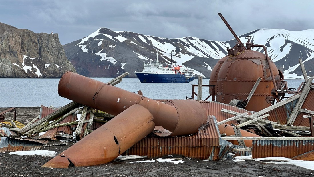 OTL22-25, Day 3, IMG_6522.jpeg © Allan White - Oceanwide Expeditions.jpeg