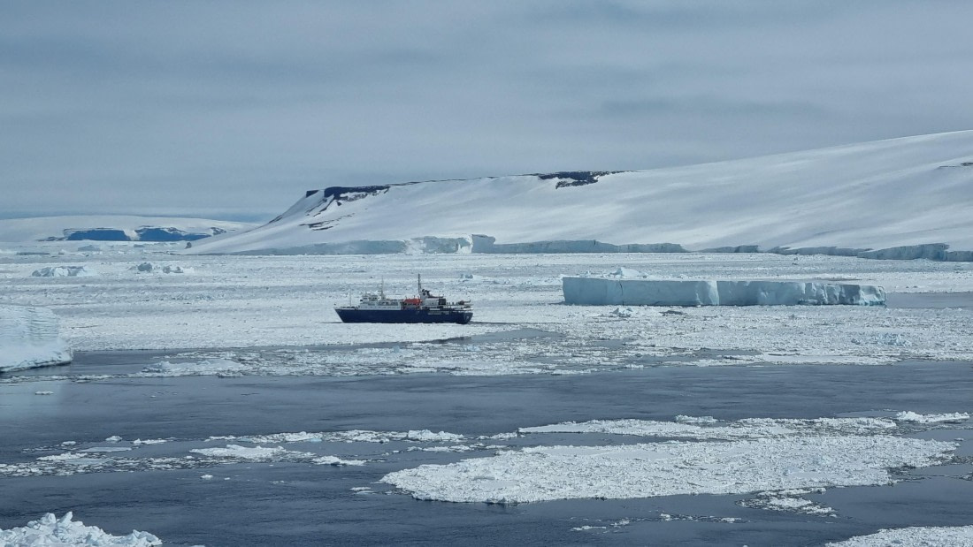 OTL22-25, Day 6, 16Nov2025-Gary Miller-Ortelius in sea ice.jpg © Gary Miller - Oceanwide Expeditions.jpg