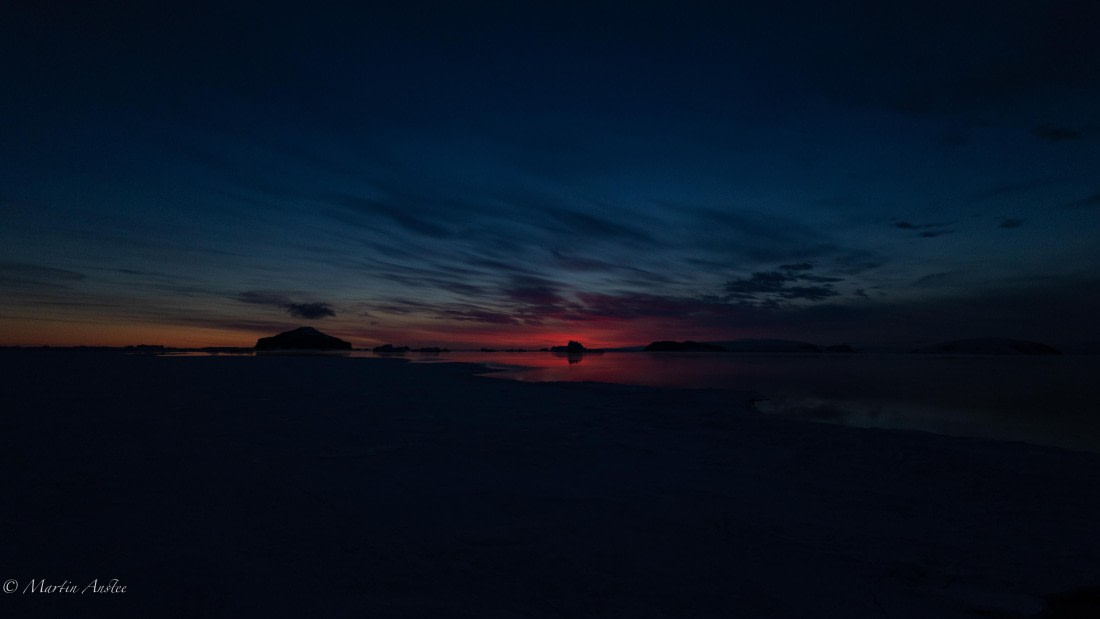 OTL22-25, Day 6, 095A5569.jpg © Gary Miller - Oceanwide Expeditions.jpg