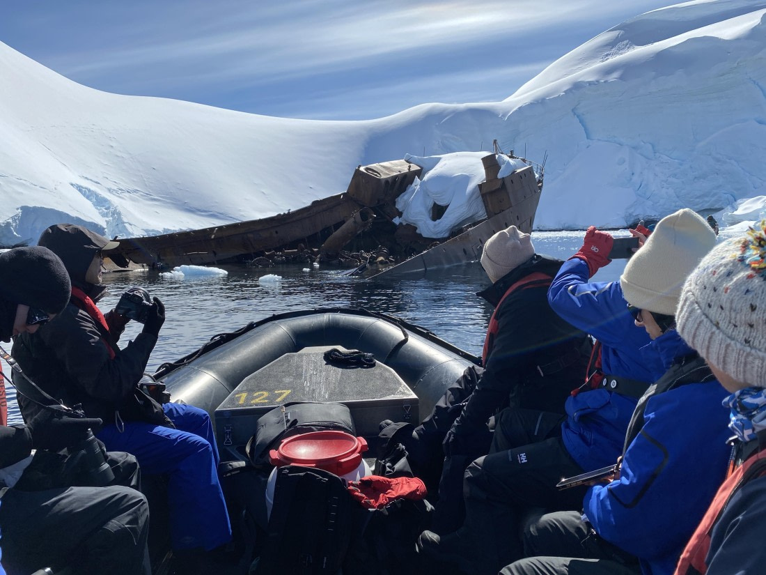 HDS23-25, Day 4, IMG_7525 © Unknown photographer - Oceanwide Expeditions.JPG