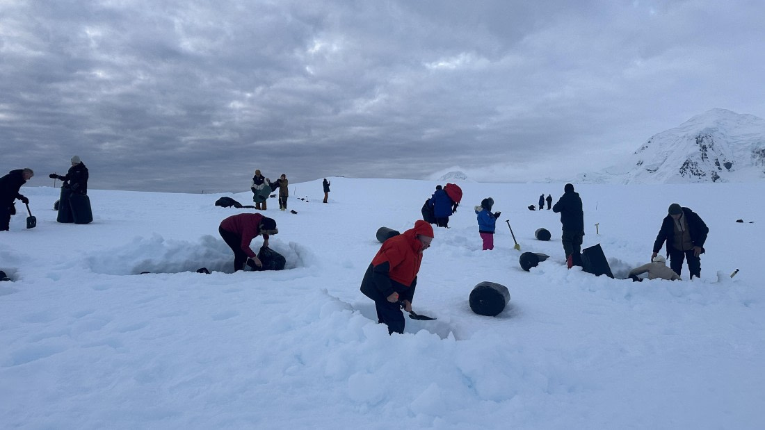 HDS23-25, Day 4, IMG_8540 © Unknown photographer - Oceanwide Expeditions.JPG