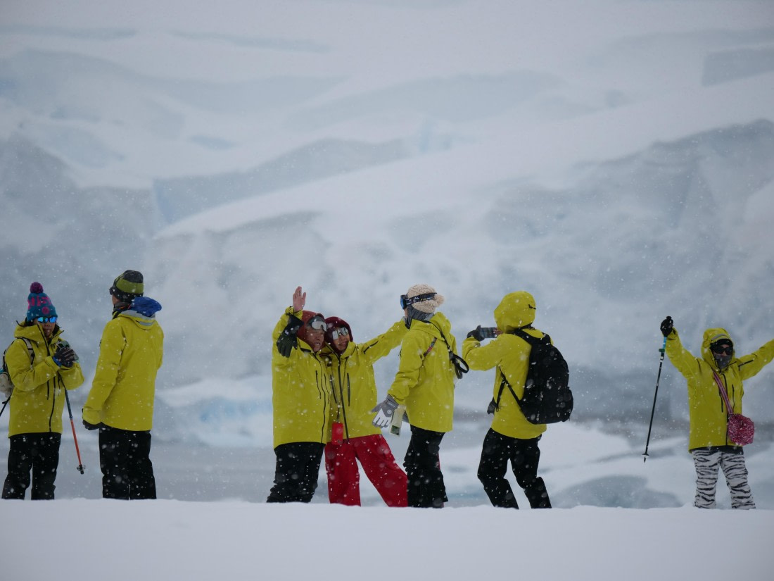 HDS23-25, Day 4, P1022785 © Unknown photographer - Oceanwide Expeditions.JPG