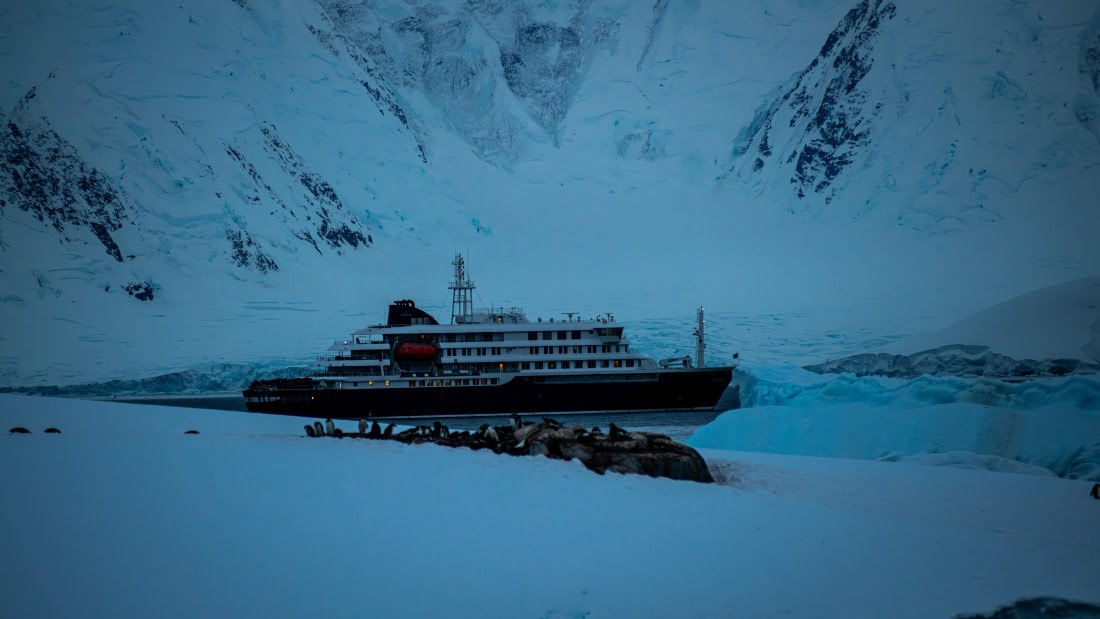 HDS23-25, Day 5, RLO_6331 © Alexander Romanovskiy - Oceanwide Expeditions.jpg