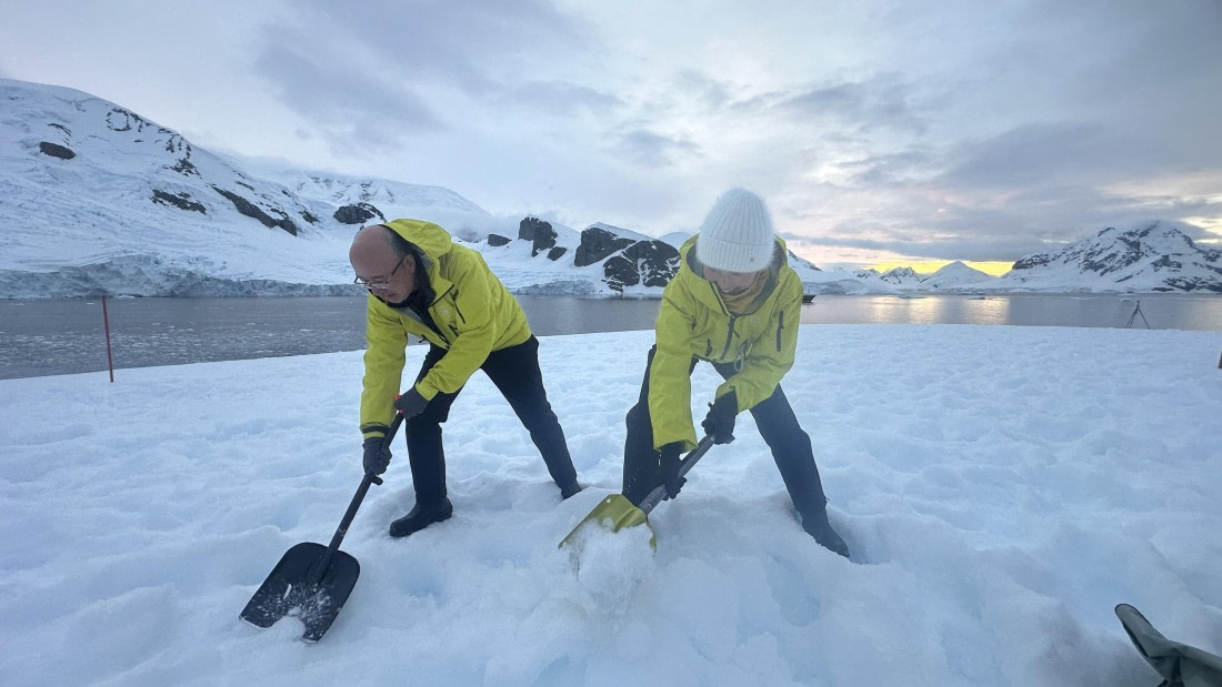 HDS23-25, Day 6, IMG_8620 © Unknown photographer - Oceanwide Expeditions.JPG