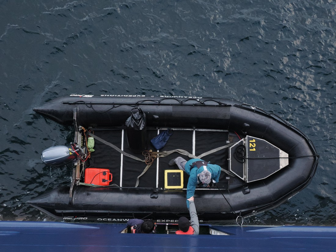 HDS23-25, Day 8, APMG6553 © Andy Perkins - Oceanwide Expeditions.JPG