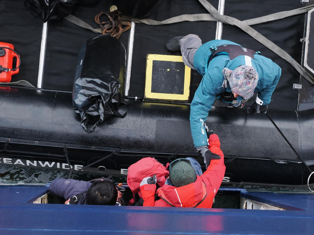 HDS23-25, Day 8, APMG6557 © Andy Perkins - Oceanwide Expeditions.JPG