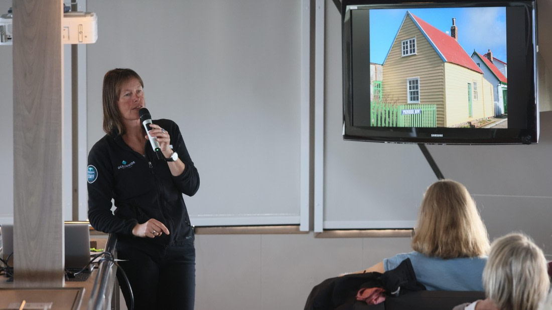 PLA23-25, Day 2,   PLA23_28NOV_AtSea_RegisPERDRIAT (4).jpg©Regis Perderiat - Oceanwide Expeditions.jpg