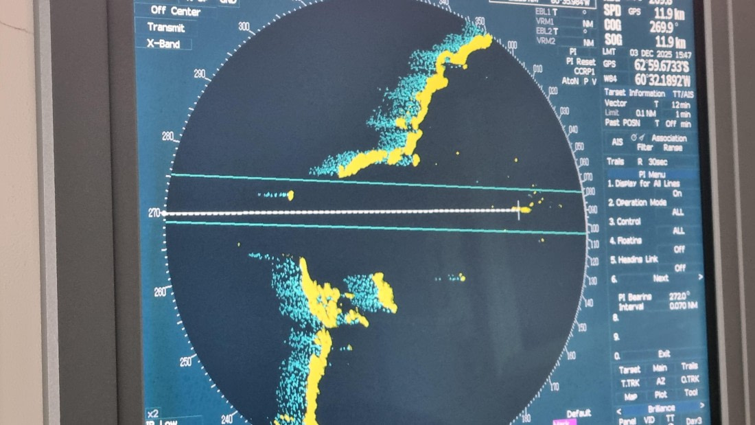 OTL24-25, Day 3, Gary 3Dec-Radar of Neptune's Bellows.jpg © Gary Miller - Oceanwide Expeditions.jpg