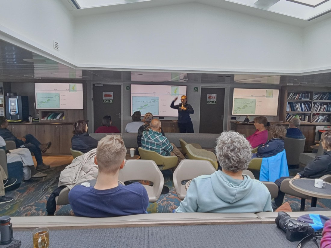 OTL24-25, Day 3, IMG20251203093859.jpg © Sam Bamford - Oceanwide Expeditions.jpg