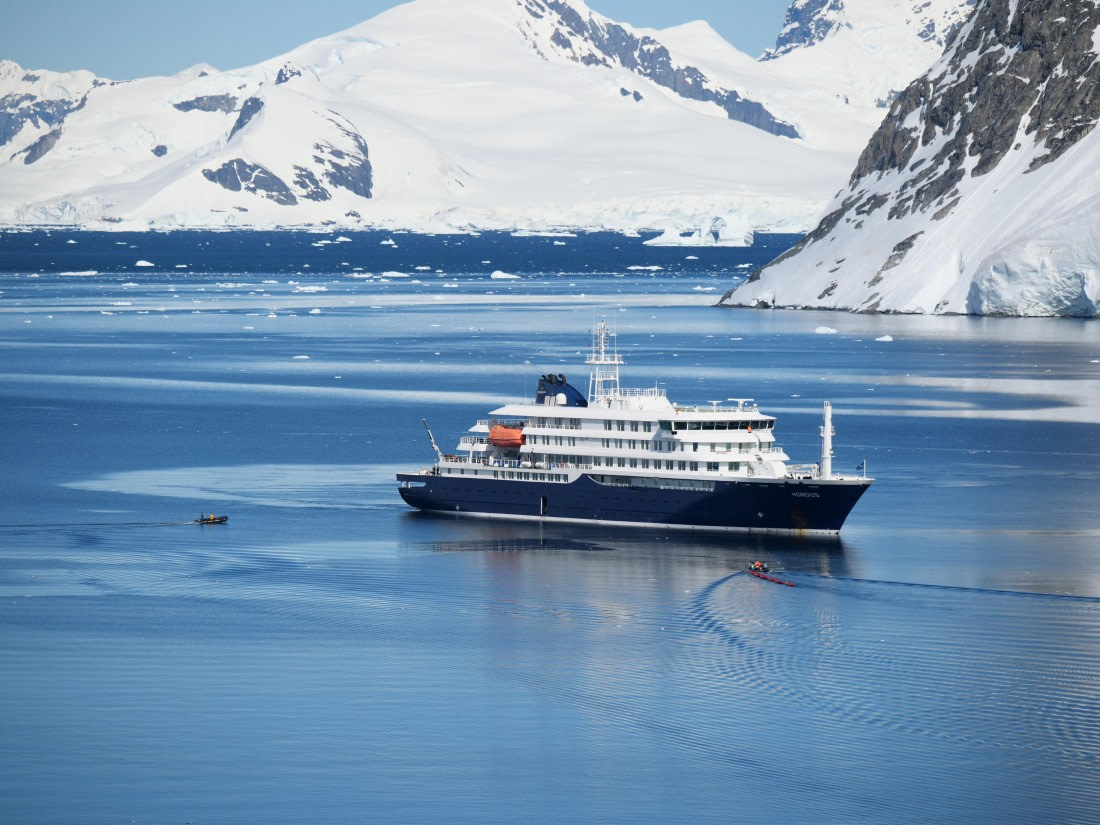 HDS24-25, Day 4, P1022984 © Unknown photographer - Oceanwide Expeditions.JPG