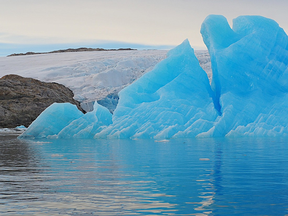 Blue icebergs