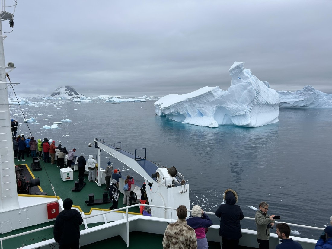 PLA25-26, Day 5, IMG_0272 2.jpeg © Katlyn Taylor - Oceanwide Expeditions.jpeg