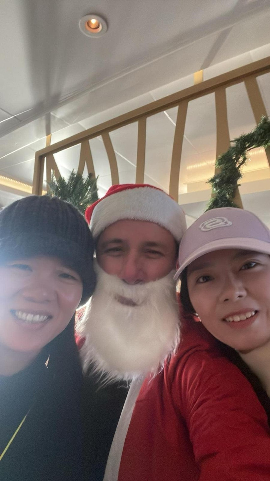 HDS25-26, Day 5, 3fccf59b-bfea-4b23-ac54-c6da5bba8ebb © Unknown photographer - Oceanwide Expeditions.jpg