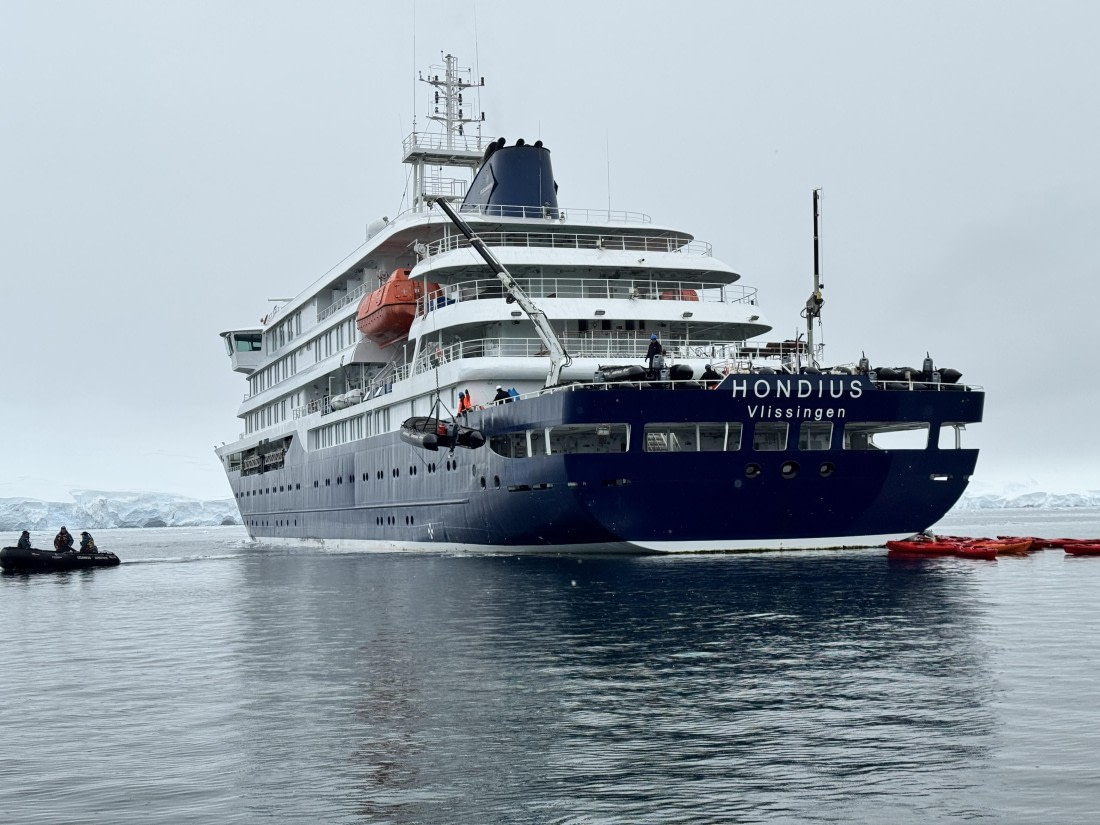 HDS26-26, Day 4, IMG_9952 © Unknown photographer - Oceanwide Expeditions.JPG