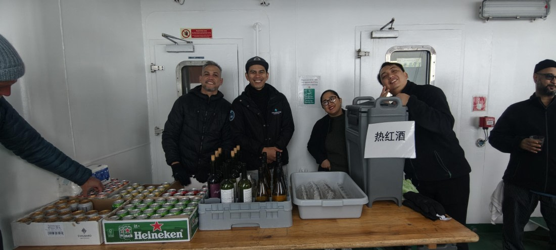 HDS26-26, Day 7, IMG_20260114_192952 © Unknown photographer - Oceanwide Expeditions.jpg