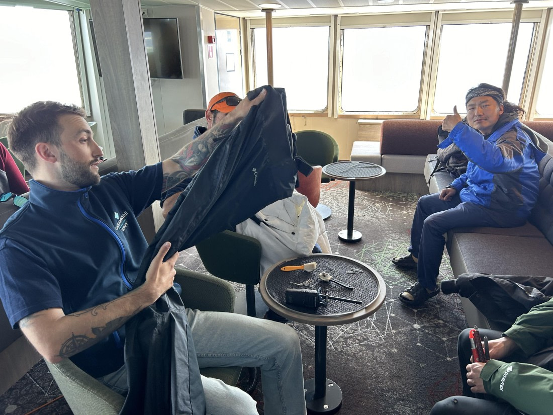 PLA26-26, Day 2, IMG_0507 2.jpeg © Unknown Photographer - Oceanwide Expeditions.jpeg