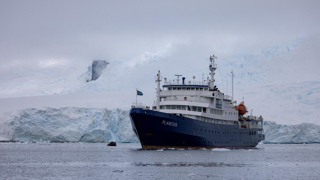 PLA26-26, Day 6, 4Q9A7233-2.jpg © Unknown Photographer - Oceanwide Expeditions.jpg