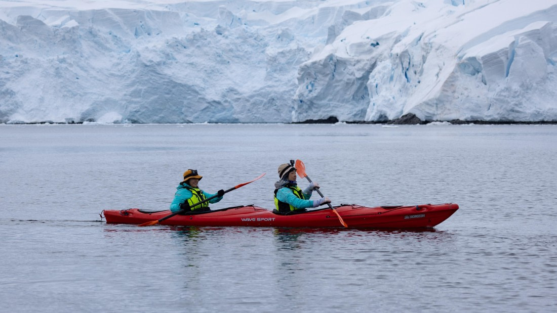 PLA26-26, Day 7, 4Q9A9396.jpg © Unknown Photographer - Oceanwide Expeditions.jpg