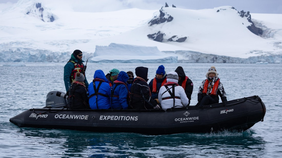 PLA26-26, Day 8, 4Q9A0215.jpg © Unknown Photographer - Oceanwide Expeditions.jpg