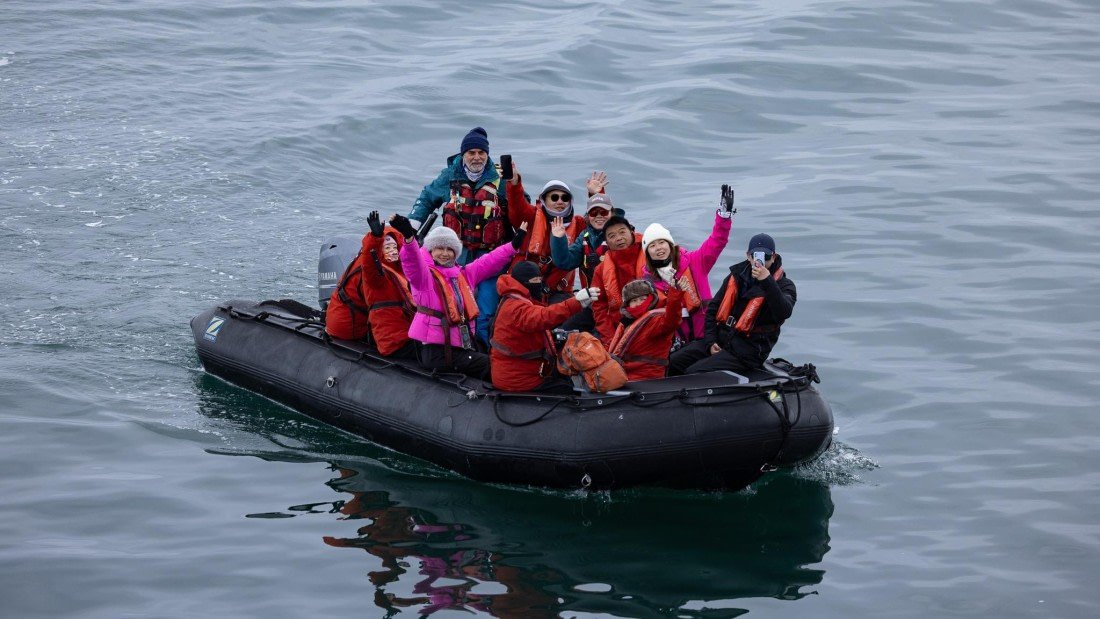 PLA26-26, Day 8, 4Q9A0372.jpg © Unknown Photographer - Oceanwide Expeditions.jpg