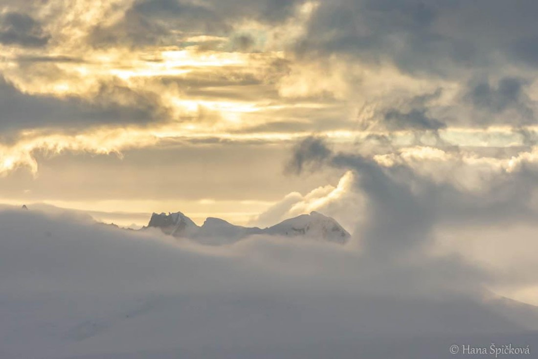 HDS27-26, Day 4, _DSC9160 Hana (1) © Hana Spickova - Oceanwide Expeditions.jpg