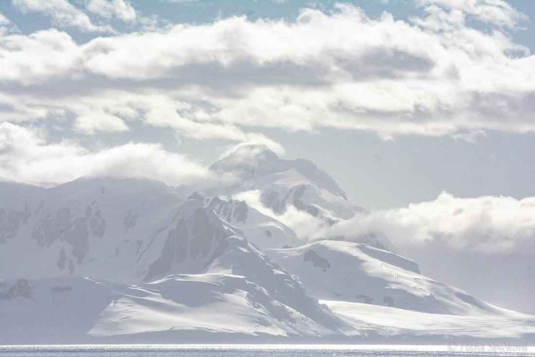 HDS27-26, Day 5, _DSC9176 Hana (16) © Hana Spickova - Oceanwide Expeditions.jpg