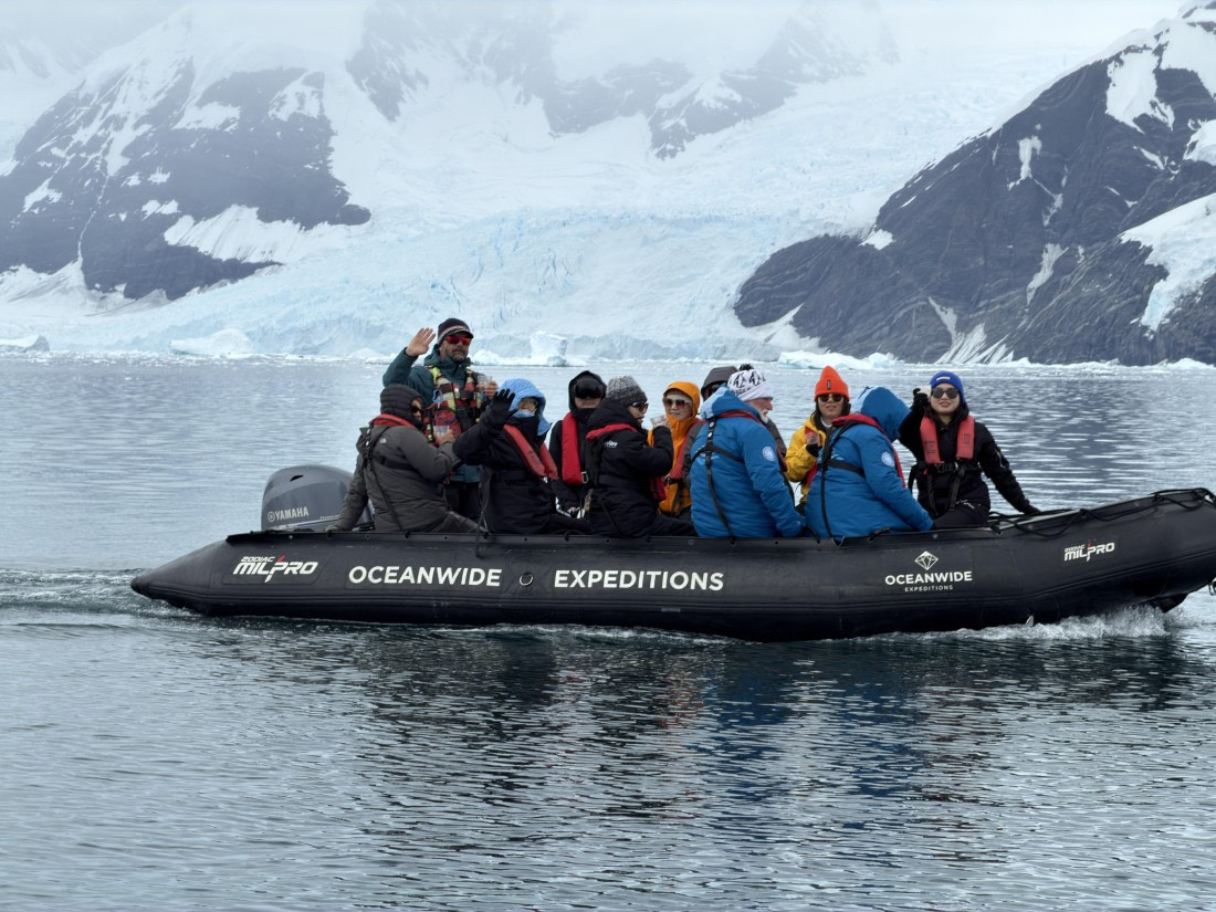 HDS27-26, Day 5, IMG_3258 © Unknown photographer - Oceanwide Expeditions.JPG