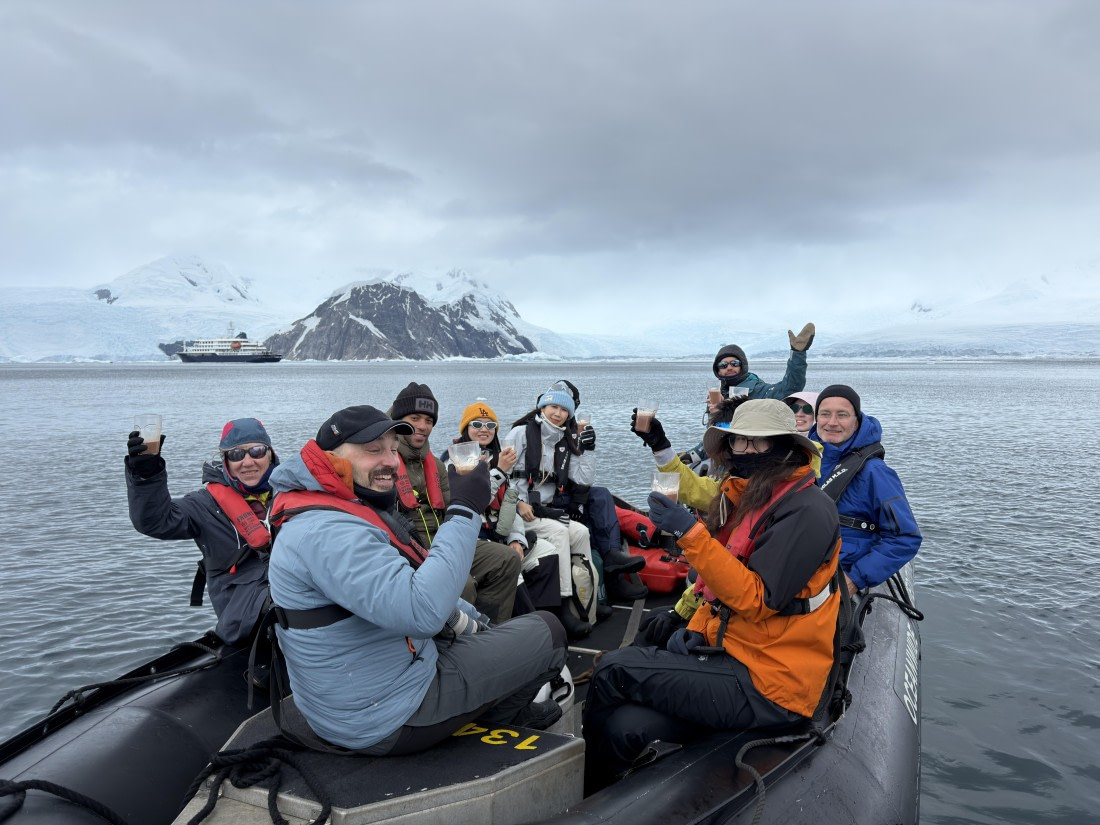 HDS27-26, Day 5, IMG_3283 © Unknown photographer - Oceanwide Expeditions.JPG