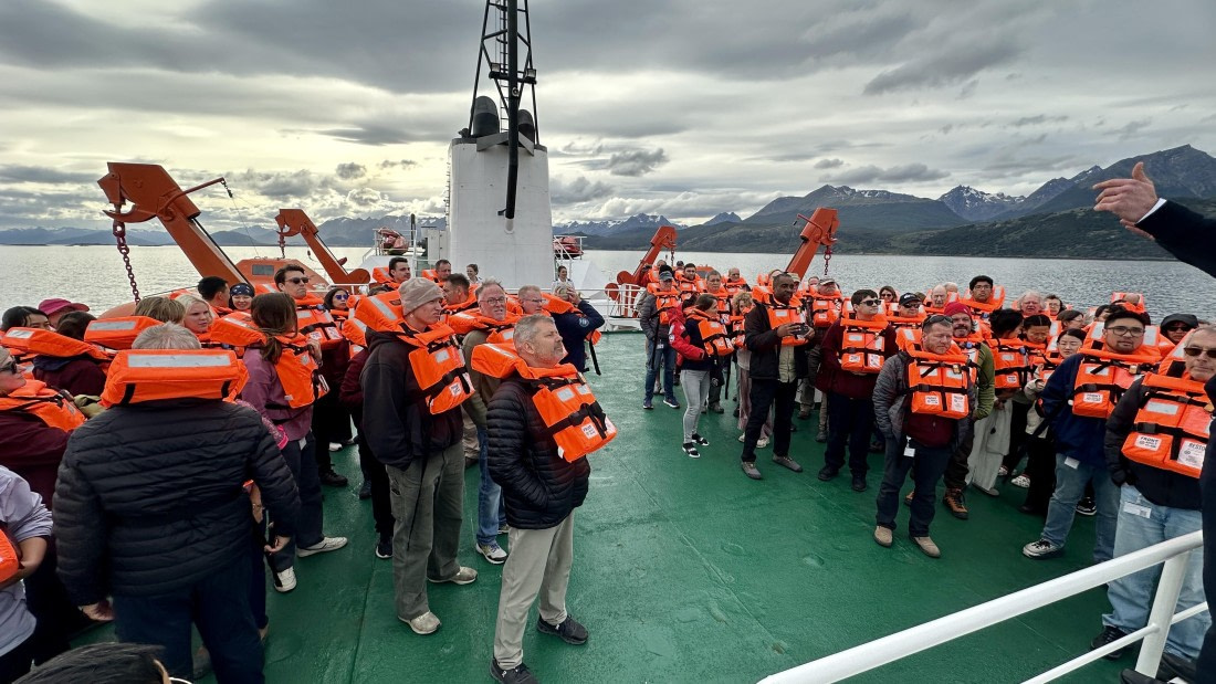 OTL30a26, Day 2, IMG_0139.JPG © Unknown Photographer - Oceanwide Expeditions.JPG