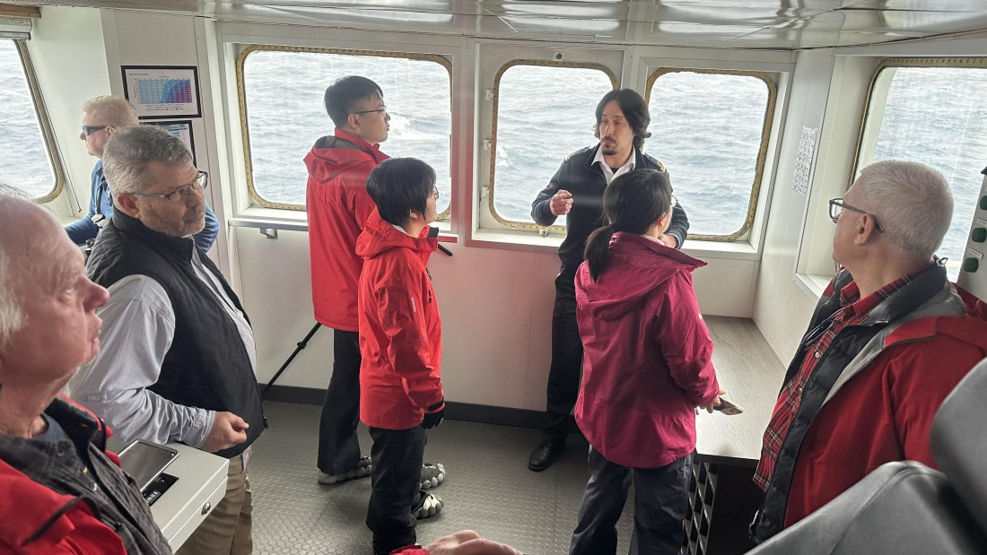 OTL30a26, Day 3, IMG_0173.JPG © Unknown Photographer - Oceanwide Expeditions.JPG