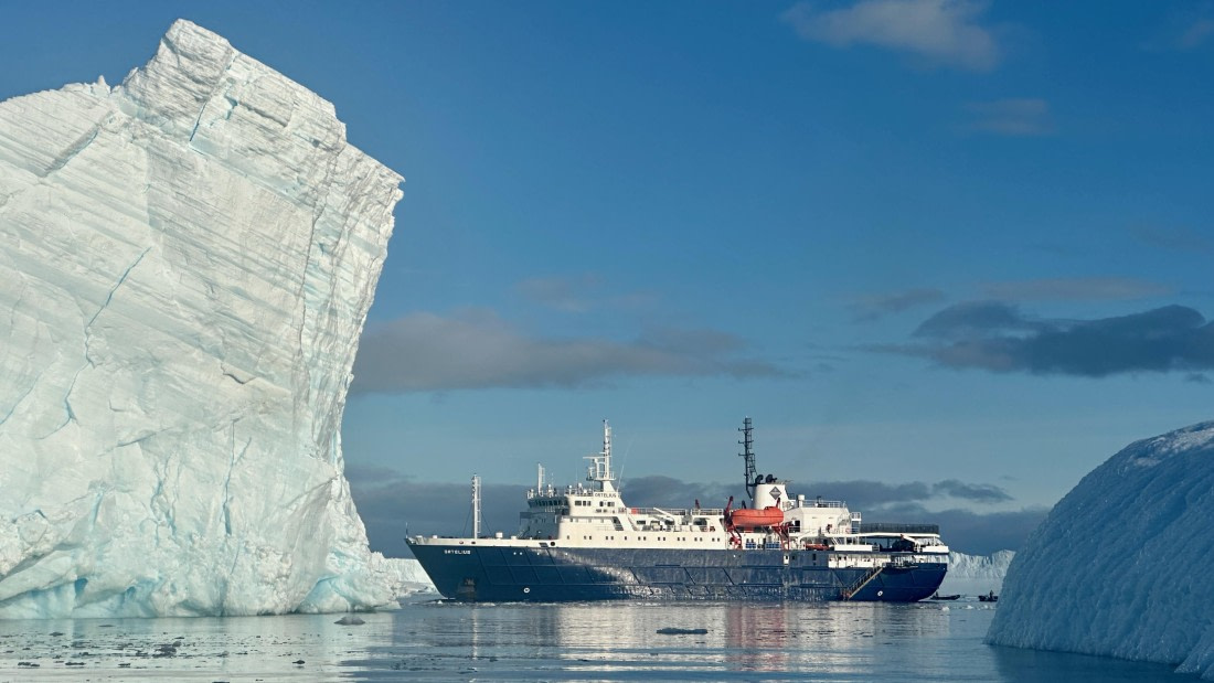 OTL30a26, Day 7, IMG_9187.jpeg © Allan White - Oceanwide Expeditions.jpeg
