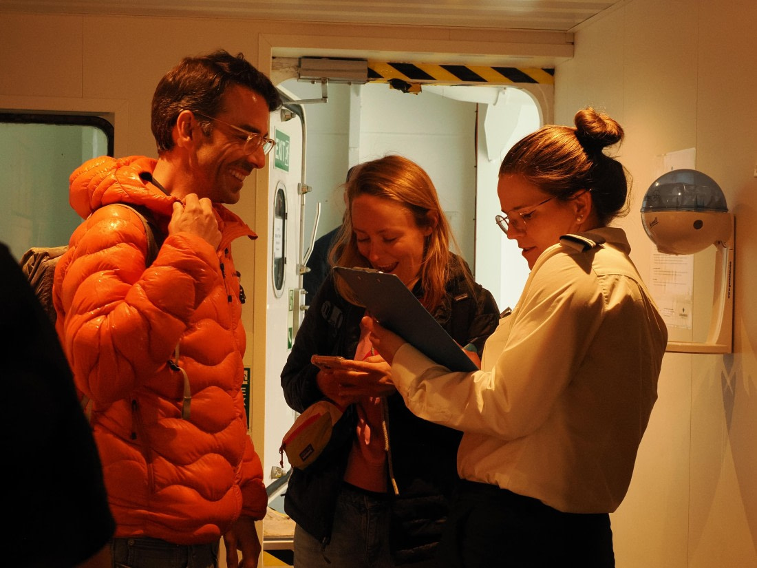 OTL30b26, Day 1, APMG8622.JPG © Andy Perkins - Oceanwide Expeditions.JPG