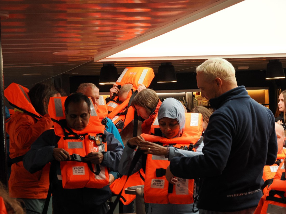 OTL30b26, Day 1, APMG8672.JPG © Andy Perkins - Oceanwide Expeditions.JPG