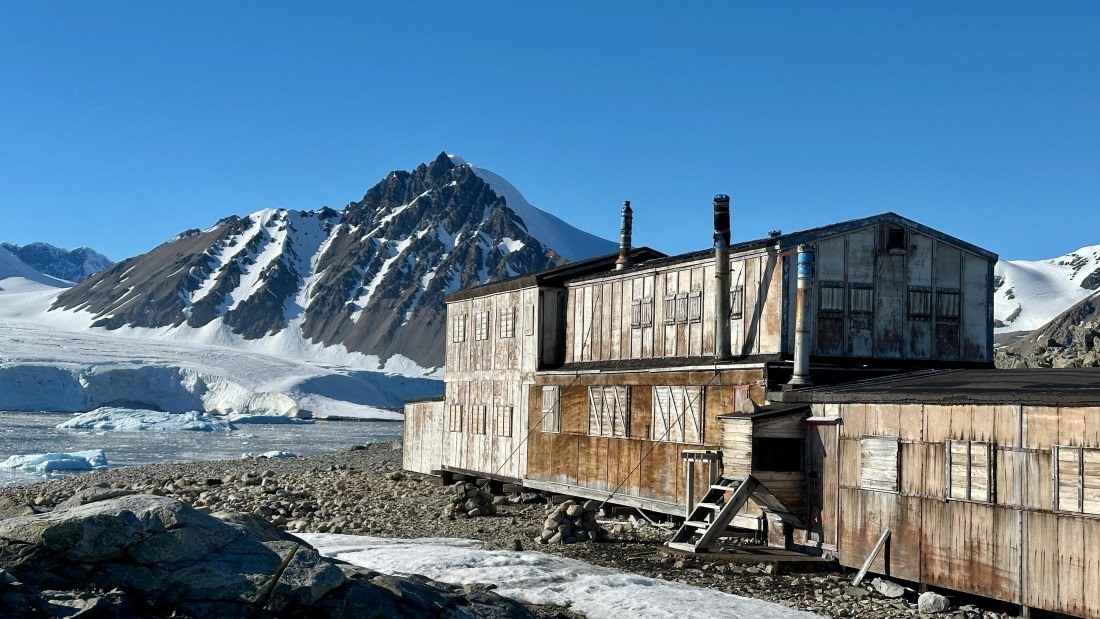 OTL30b26, Day 7, IMG_9578.jpeg © Allan White - Oceanwide Expeditions.jpeg