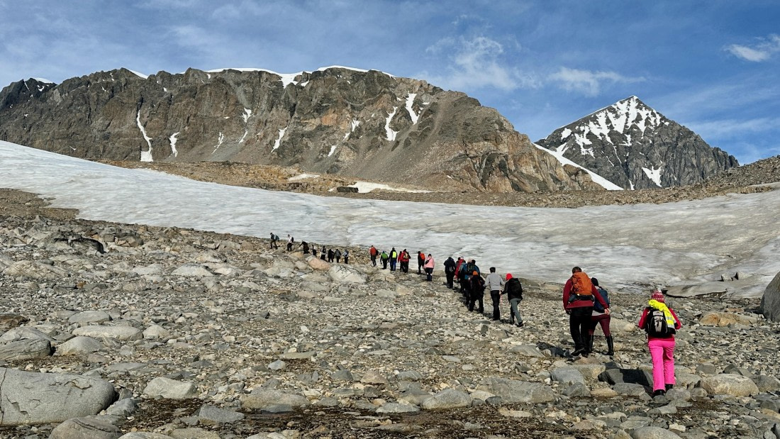 OTL30b26, Day 9, IMG_9694.jpeg © Allan White - Oceanwide Expeditions.jpeg
