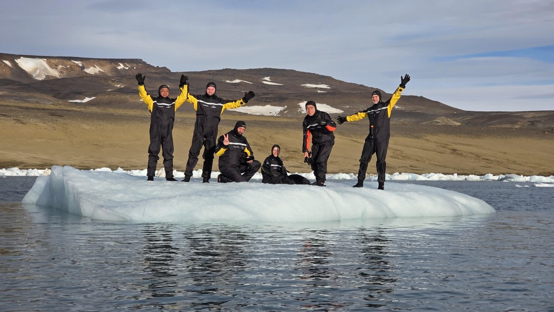 OTL31a26, Day 7, Snorkellers on iceberg 20260323_094754.jpg © Sid Dewfall - Oceanwide Expeditions.jpg