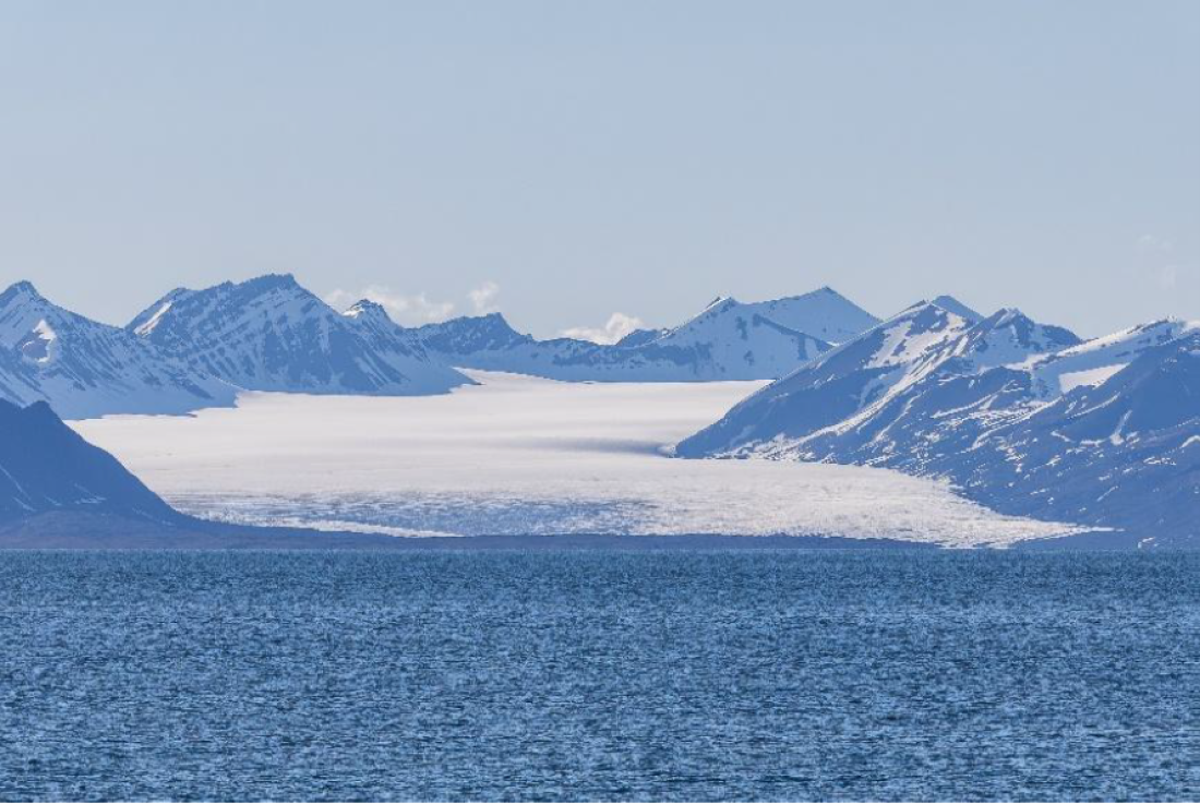 PLA05-26, Day 1, Picture1.png © Unknown Photographer - Oceanwide Expeditions.png