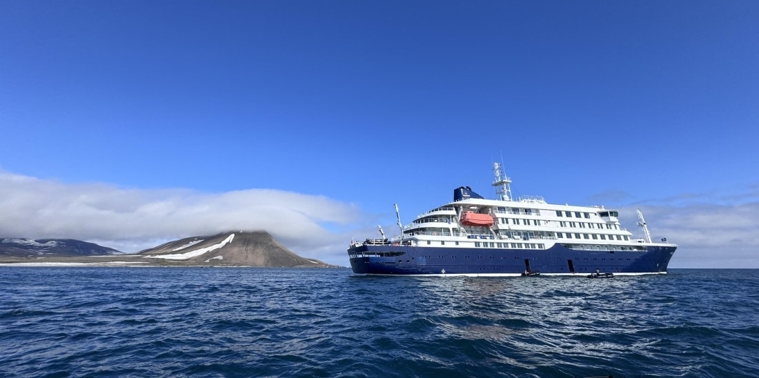 HDS06-26, Day 8, hds-Boltodden-MeikeSjoer © Meike Sjoer - Oceanwide Expeditions.JPG