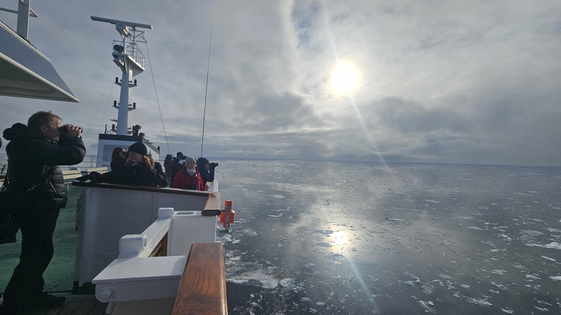 PLA06-26, Day 7, 20260704_204844 © Katrin Frosin - Oceanwide Expeditions.jpg