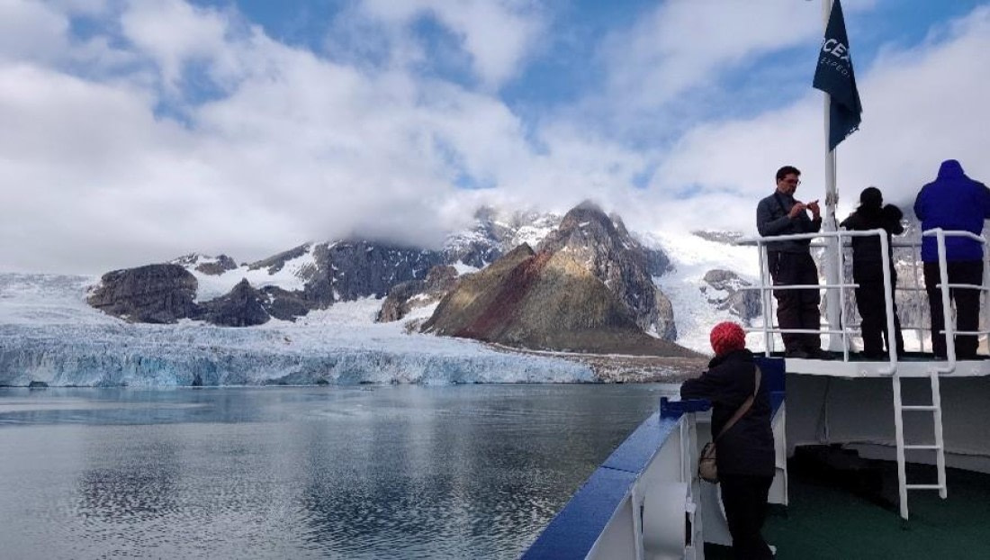 PLA08-26, Day 8, Picture29.jpg © Unknown Photographer - Oceanwide Expeditions.jpg