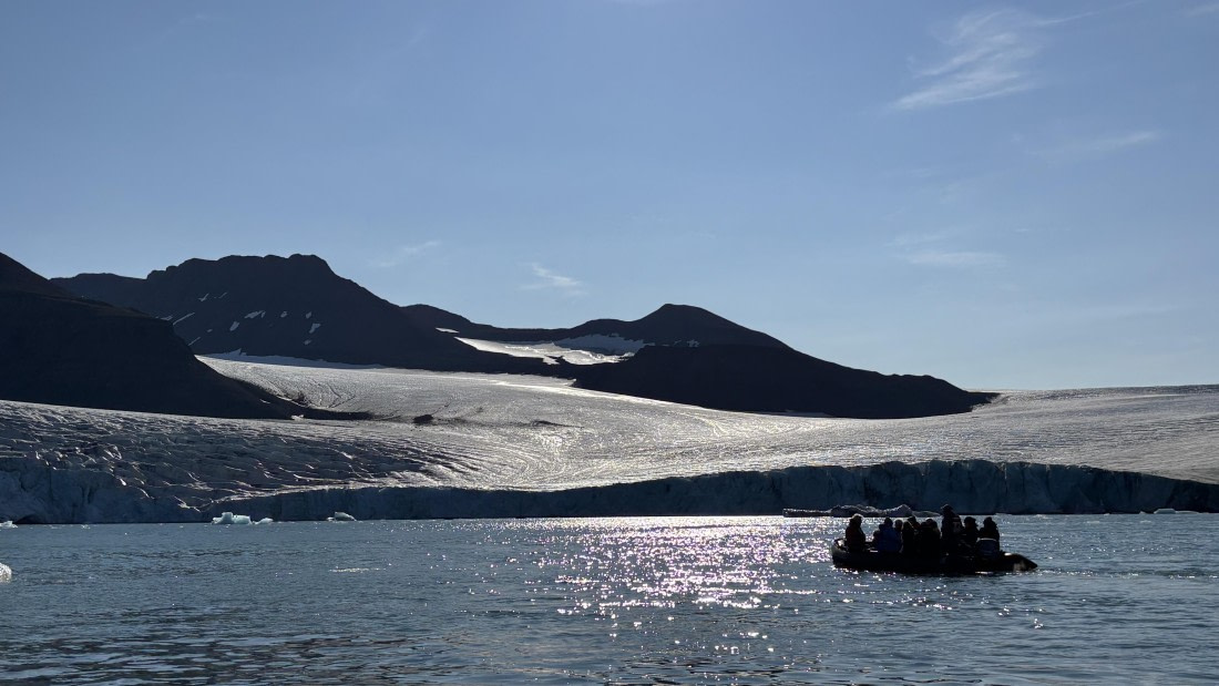 PLA10-26, Day 12, 0342_© Ursula Tscherter.JPG © Ursyka Tscgerter - Oceanwide Expeditions.JPG