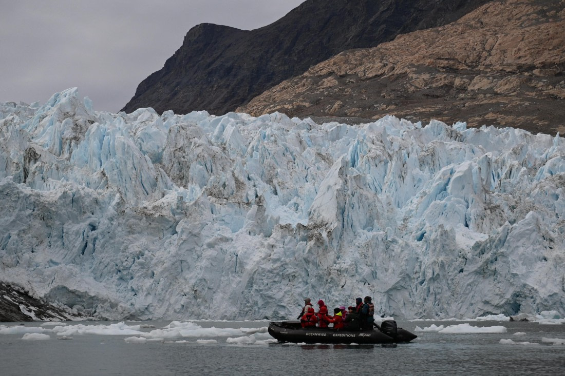 HDS11-26, Day 8, DSC_2797.JPG © Yueyi Che - Oceanwide Expeditions.JPG
