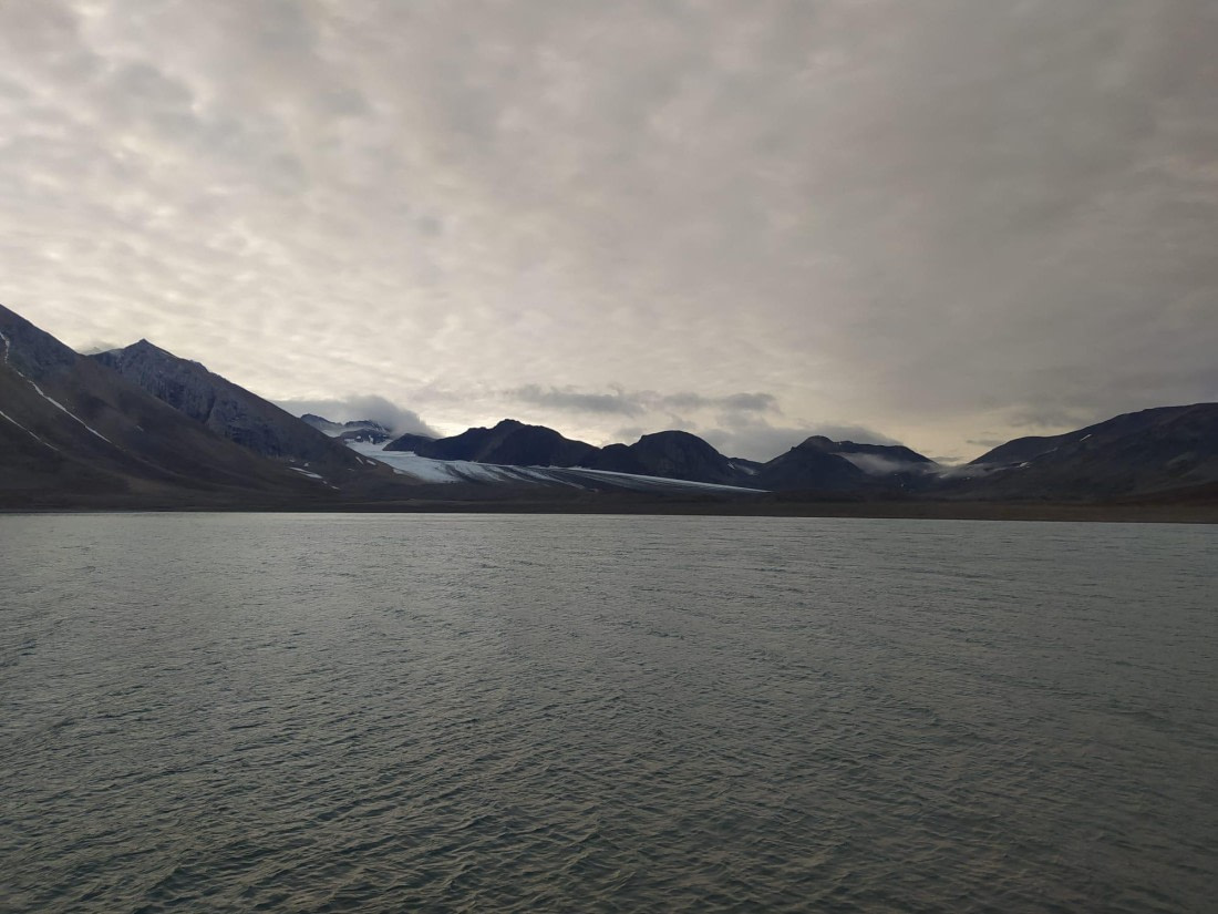 OTL13-26, Day 8, Hornsund approach (2).jpeg © Unknown Photographer - Oceanwide Expeditions.jpeg