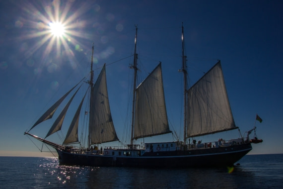 Sail under Sun