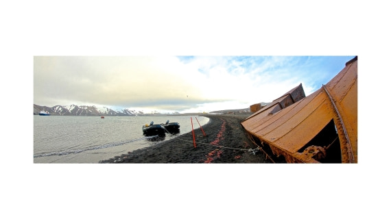 M/V Ortelius, Deception Island, dec 2016